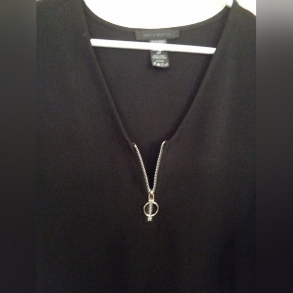 Max and Marcus Long Sleeve Zipper Front Pullover Crepe Top - Picture 2 of 10